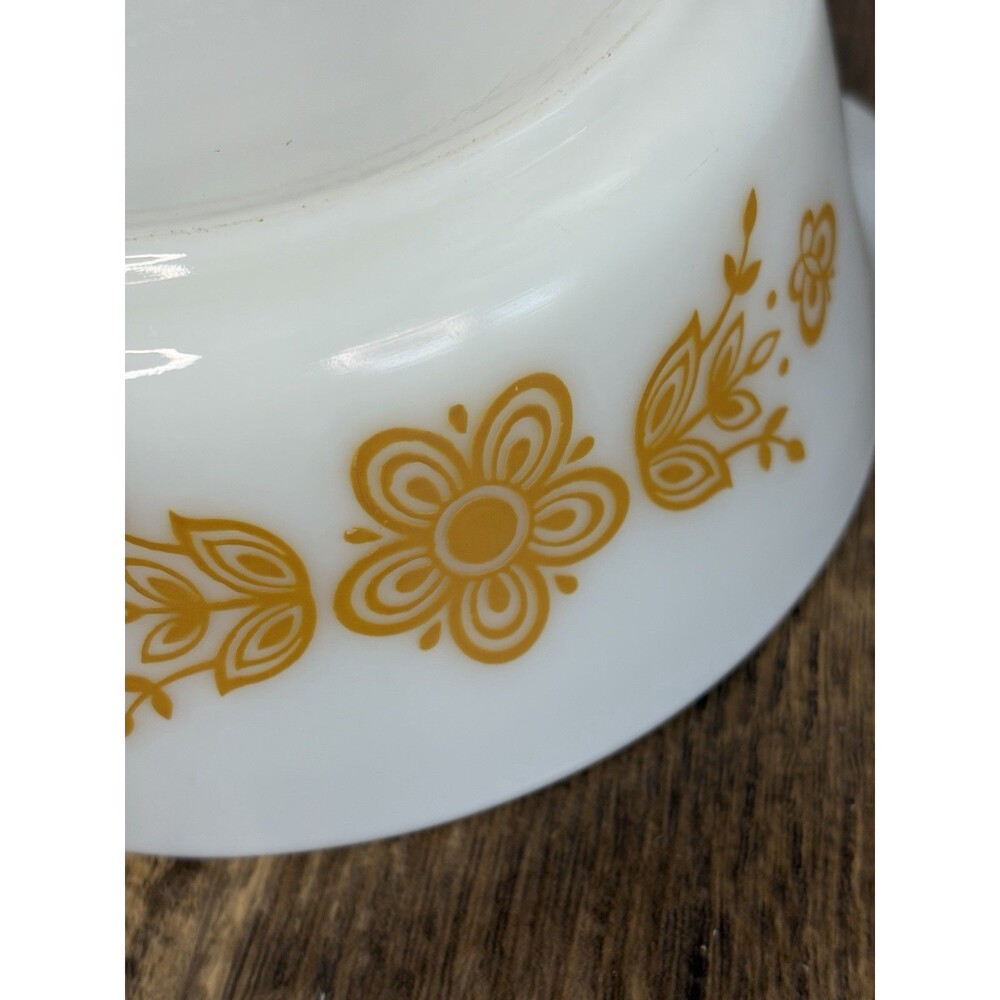 Pyrex Butterfly Gold 472 Casserole 1.5 Pt with Lid Vintage 1970s Bowl MINT - Picture 7 of 11